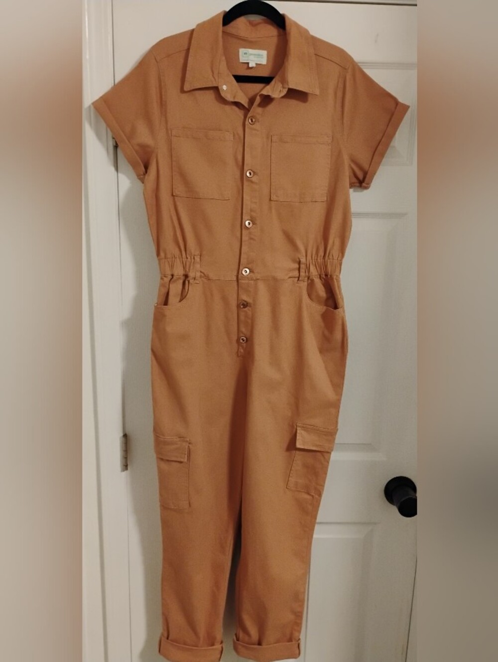 Regeneration By Celebrity Pink Women's Button Down Jumpsuit in Pink Salmon Sz. L